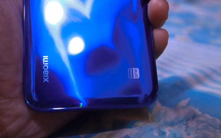 Why Stock Android is Not So Popular - Good or Bad